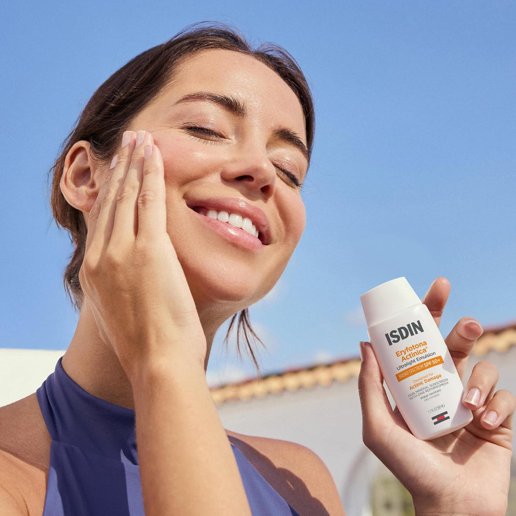 ISDIN Eryfotona Actinica Mineral Face Sunscreen SPF 50+, No White Cast | 100% Mineral UV Filters, Zinc Oxide, Suitable for Sensitive Skin, Non-comedogenic, Dermatologist Recommended